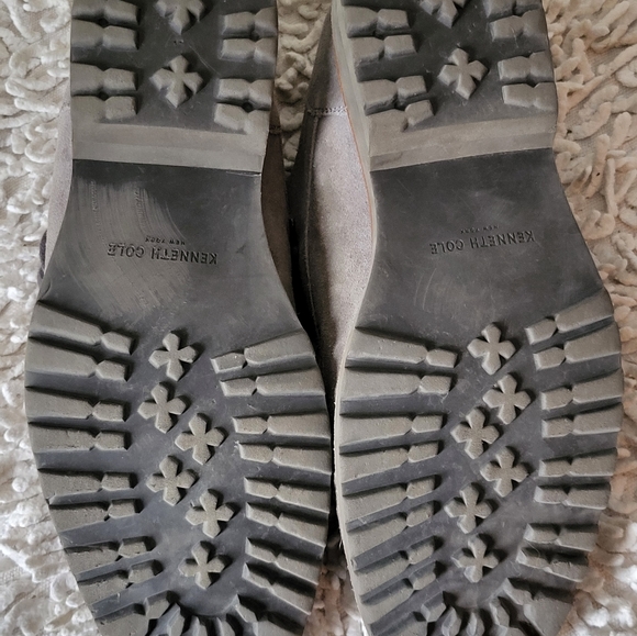 Kenneth Cole Men's Shoes - Picture 2 of 2